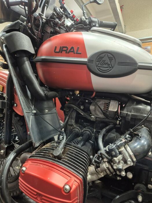 photo de snorkel en islande avec side car ural 6